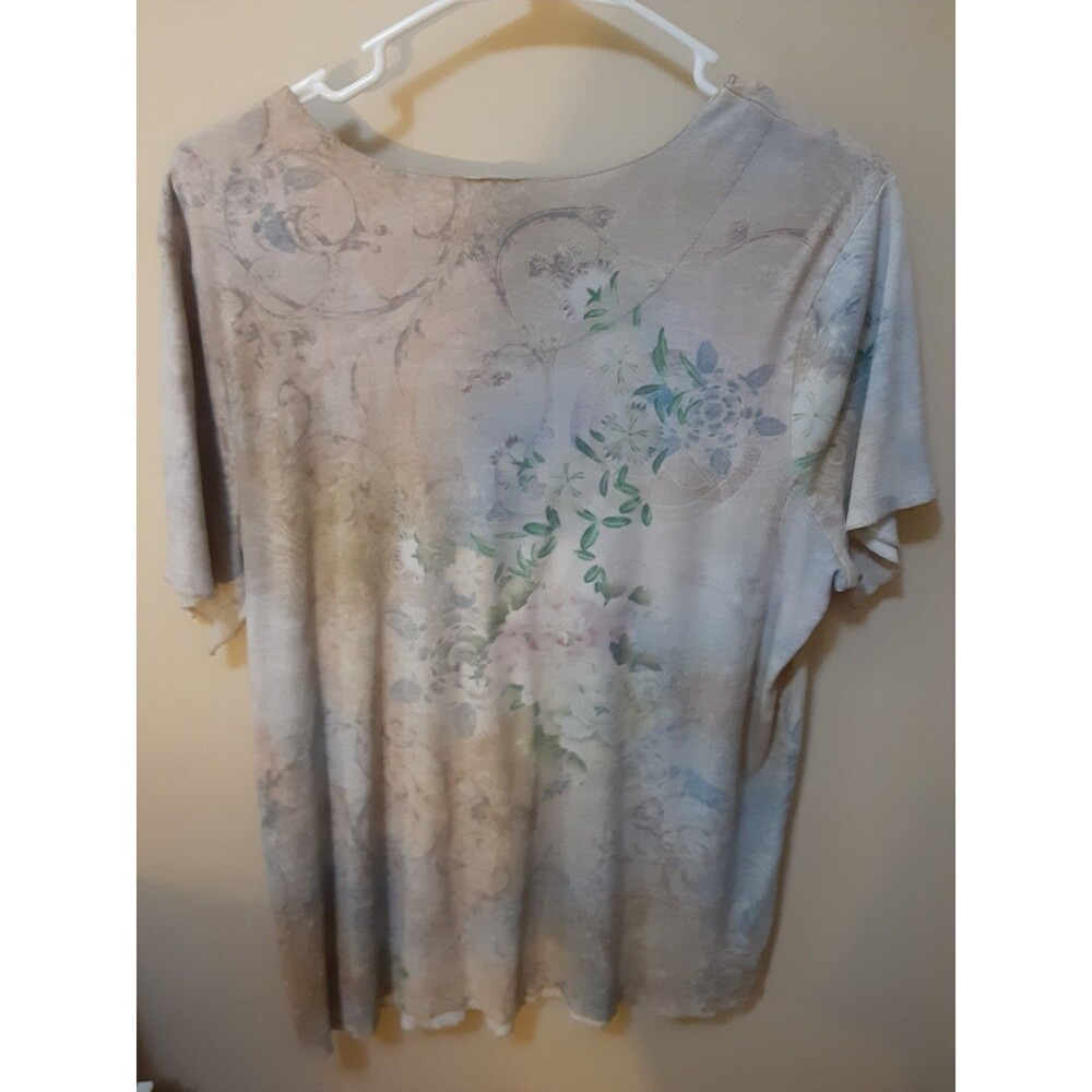 Disney mickey mouse floral t-shirt women size2X Graphic tee Casual cream - Picture 3 of 16